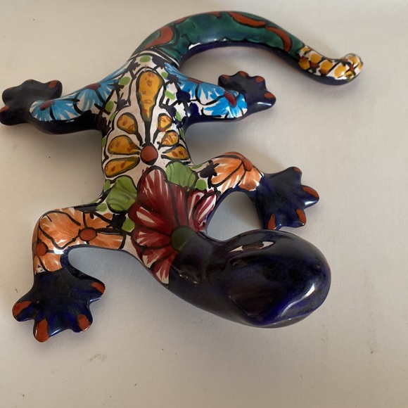 Vintage Amora Talavera Mexican Pottery Gecko Lizard  9” - Picture 2 of 7